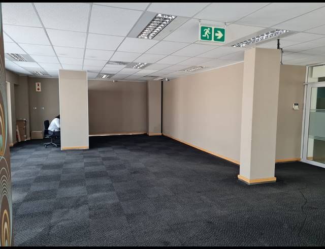 589M² OFFICE TO LET IN MORNINGSIDE